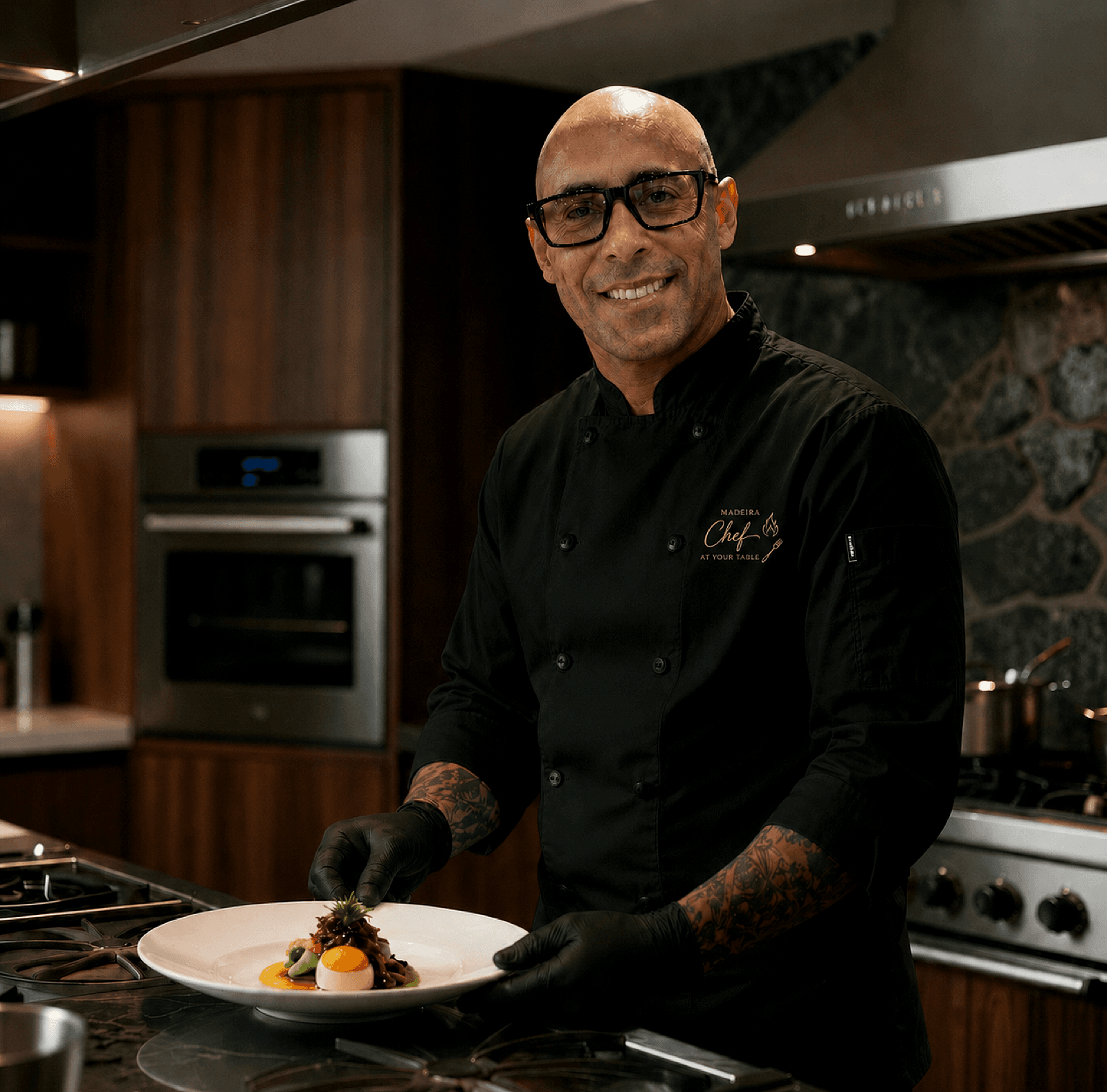 Bruno Sousa plating a dish